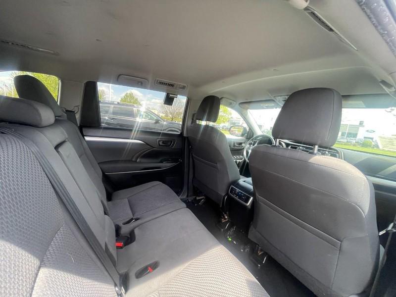 used 2019 Toyota Highlander car, priced at $17,637