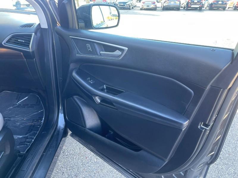 used 2018 Ford Edge car, priced at $6,501