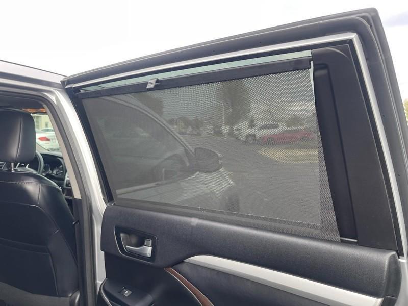 used 2016 Toyota Highlander car, priced at $13,447