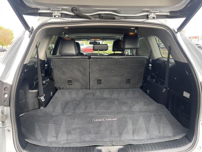 used 2016 Toyota Highlander car, priced at $13,447