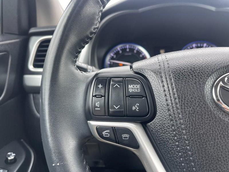 used 2016 Toyota Highlander car, priced at $13,447