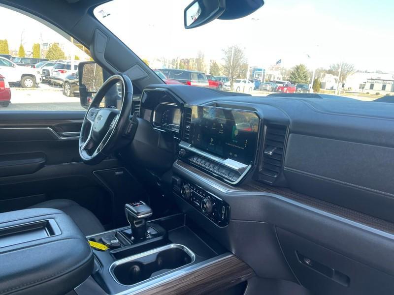used 2022 Chevrolet Silverado 1500 car, priced at $43,832