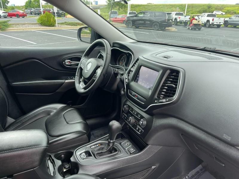 used 2019 Jeep Cherokee car, priced at $16,996