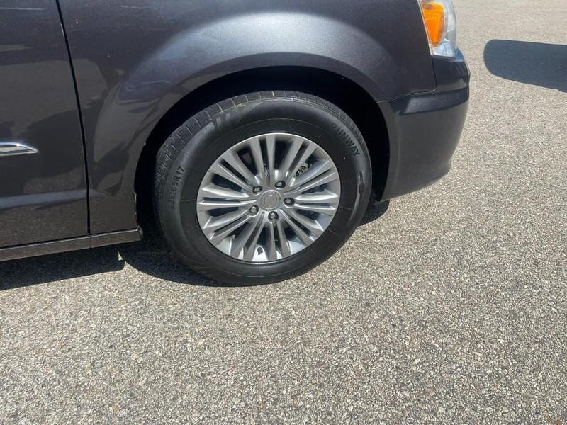 used 2016 Chrysler Town & Country car, priced at $11,991