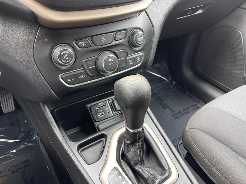 used 2017 Jeep Cherokee car, priced at $13,903