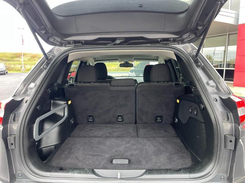 used 2017 Jeep Cherokee car, priced at $13,903