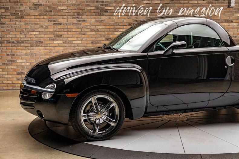 used 2005 Chevrolet SSR car, priced at $39,900