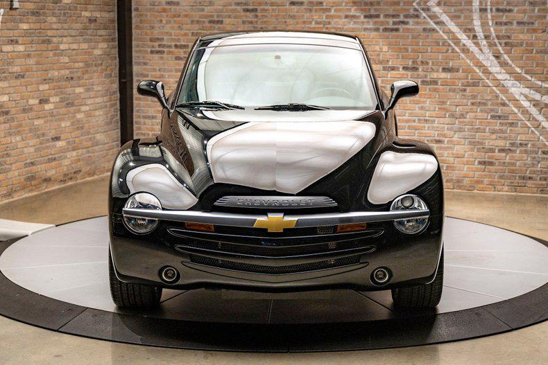 used 2005 Chevrolet SSR car, priced at $39,900