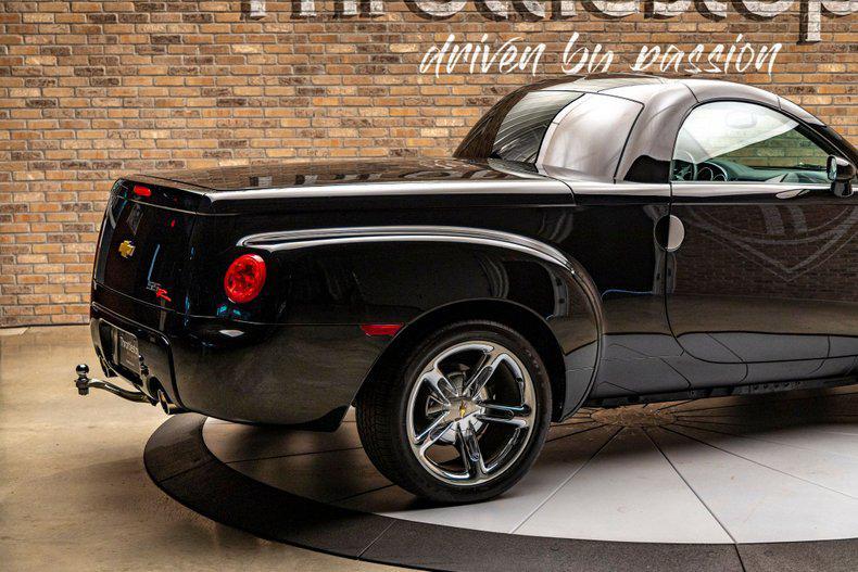 used 2005 Chevrolet SSR car, priced at $39,900