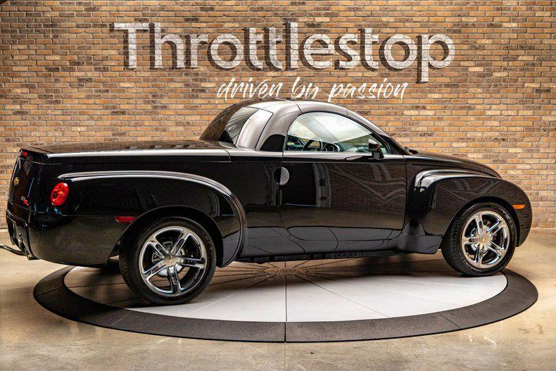 used 2005 Chevrolet SSR car, priced at $39,900