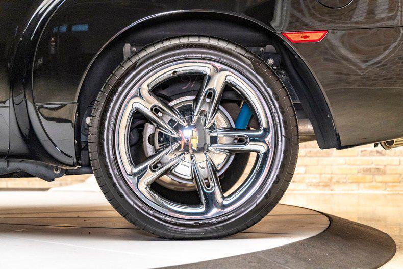 used 2005 Chevrolet SSR car, priced at $39,900