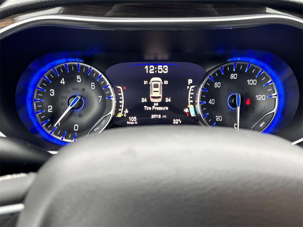 used 2023 Chrysler Pacifica car, priced at $35,258