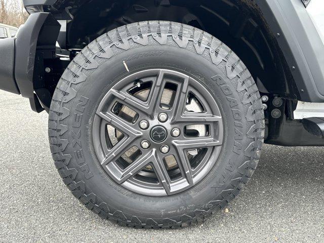 new 2026 Jeep Wrangler car, priced at $46,462