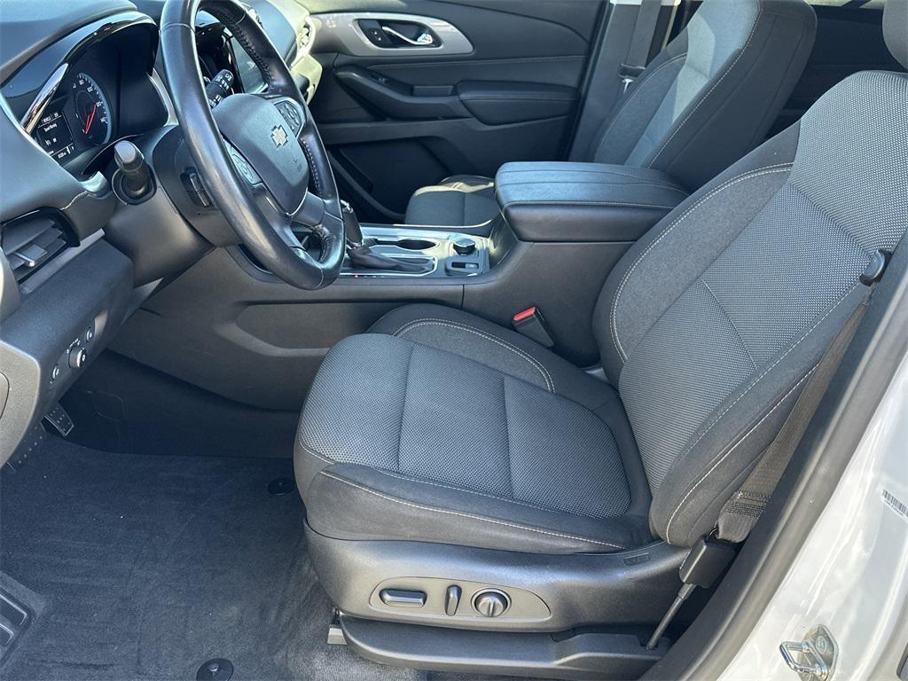 used 2019 Chevrolet Traverse car, priced at $16,238