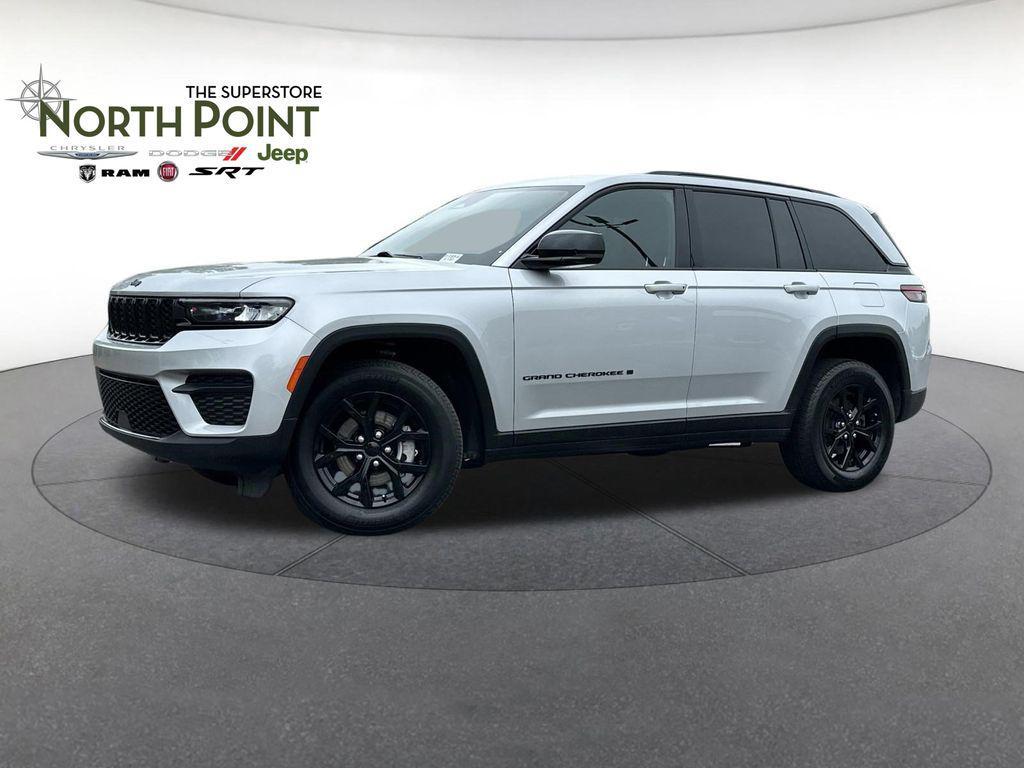 used 2025 Jeep Grand Cherokee car, priced at $36,294