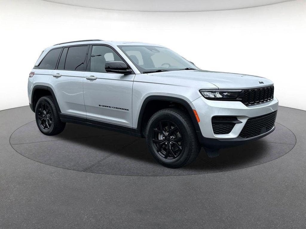 used 2025 Jeep Grand Cherokee car, priced at $36,294