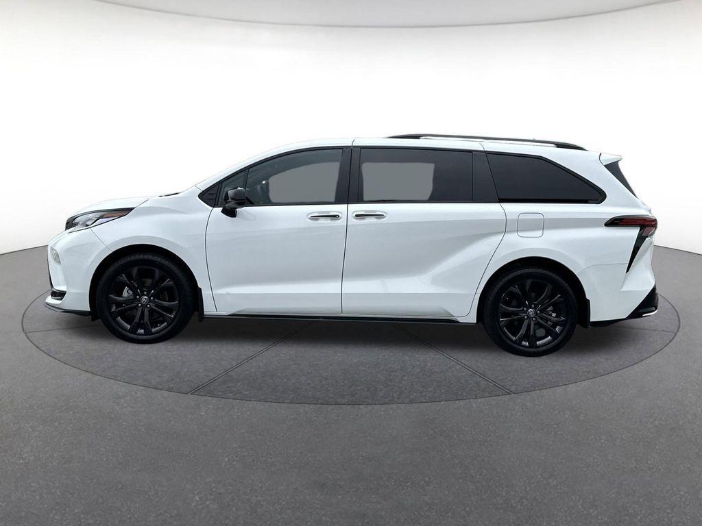 used 2025 Toyota Sienna car, priced at $48,989