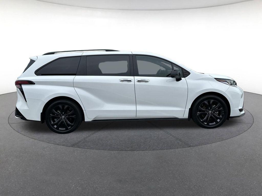 used 2025 Toyota Sienna car, priced at $48,989