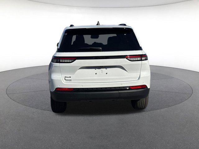 new 2025 Jeep Grand Cherokee car, priced at $38,805