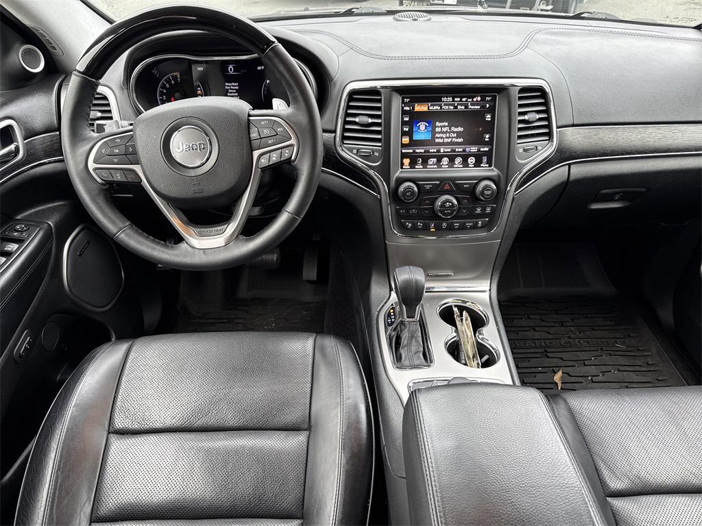 used 2017 Jeep Grand Cherokee car, priced at $17,810