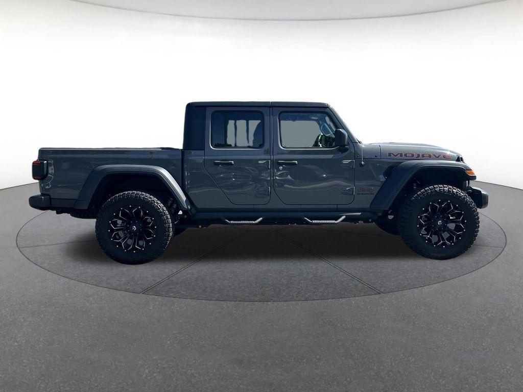 used 2020 Jeep Gladiator car, priced at $33,314