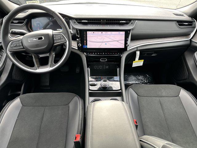 new 2026 Jeep Grand Cherokee car, priced at $45,245