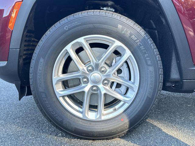 new 2025 Jeep Grand Cherokee L car, priced at $39,967