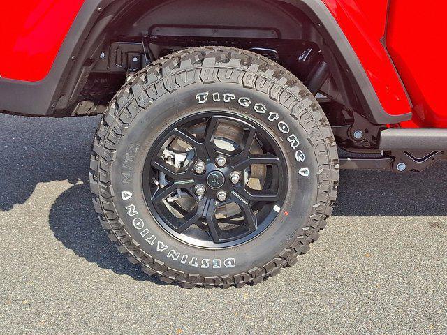 new 2025 Jeep Gladiator car, priced at $45,111