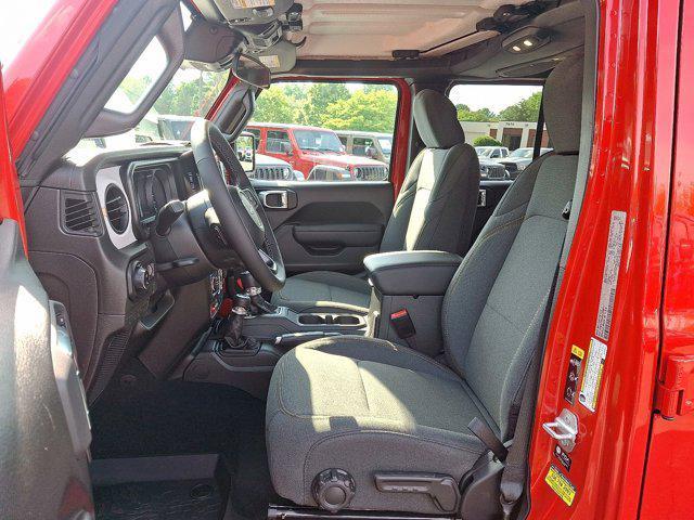 new 2025 Jeep Gladiator car, priced at $45,111