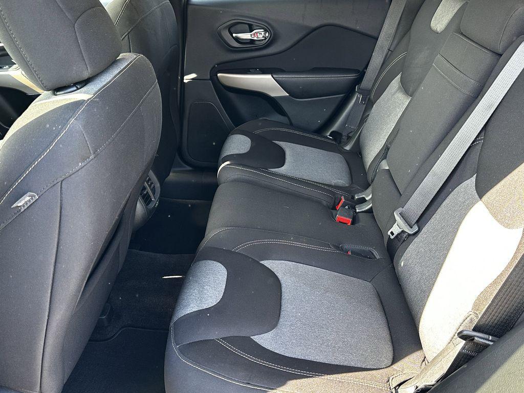 used 2017 Jeep Cherokee car, priced at $13,622