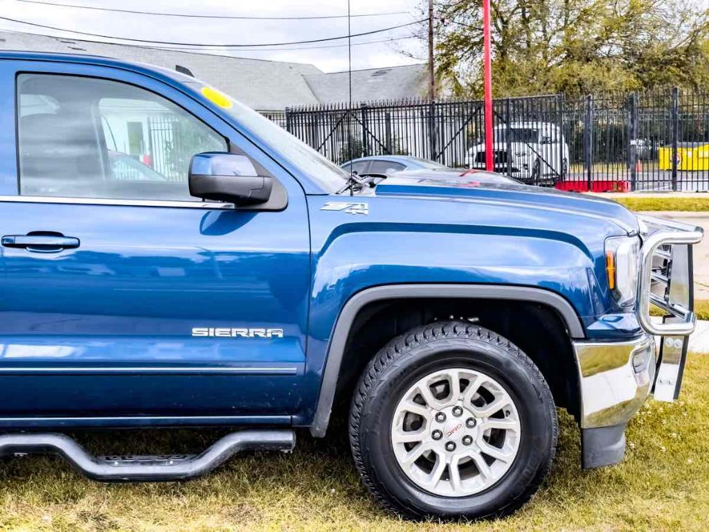 used 2017 GMC Sierra 1500 car, priced at $18,995