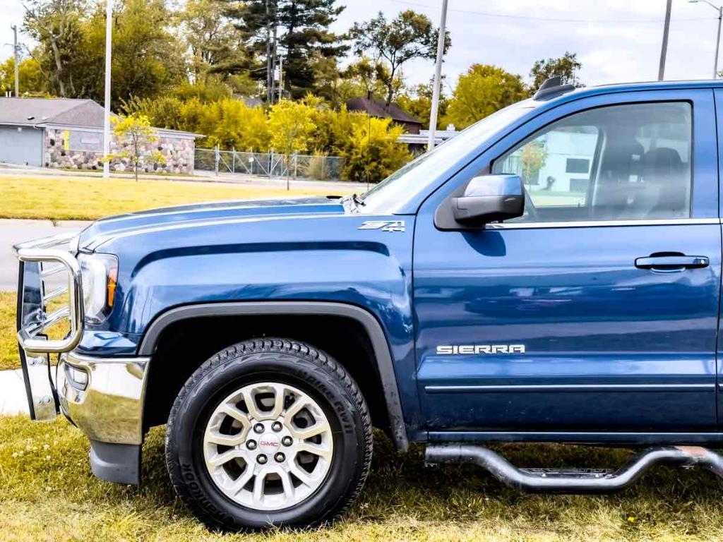 used 2017 GMC Sierra 1500 car, priced at $18,995