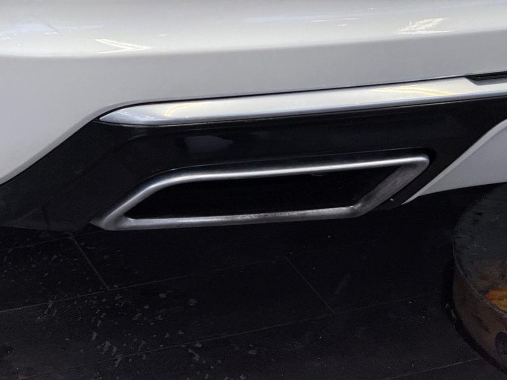 used 2023 Cadillac XT6 car, priced at $30,995