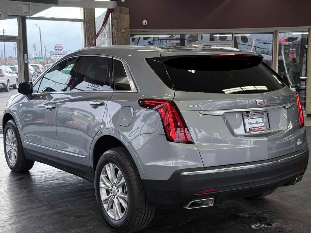 used 2025 Cadillac XT5 car, priced at $27,995