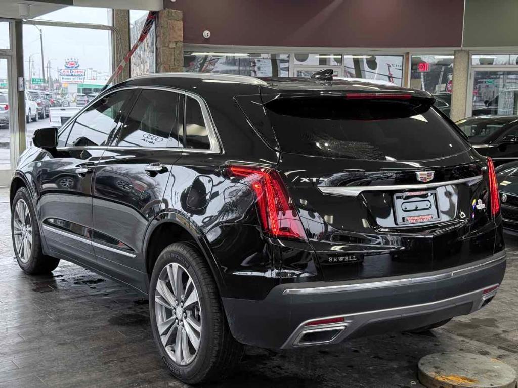 used 2025 Cadillac XT5 car, priced at $33,795