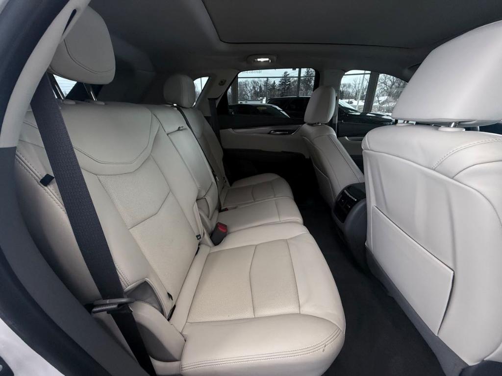 used 2021 Cadillac XT5 car, priced at $20,995