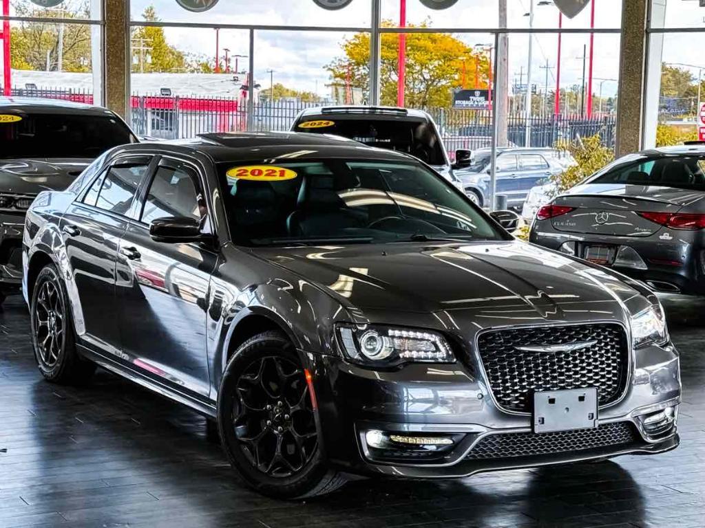 used 2021 Chrysler 300 car, priced at $18,395