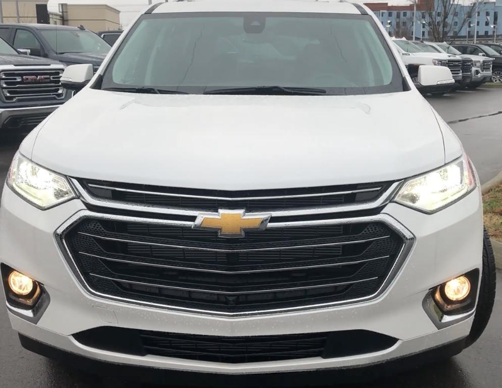 used 2020 Chevrolet Traverse car, priced at $22,995