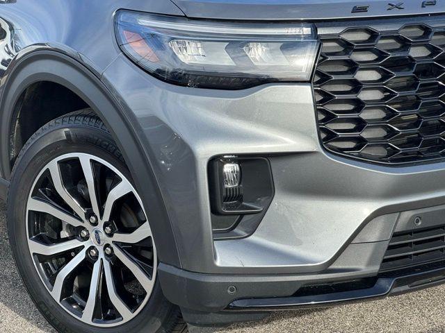 used 2025 Ford Explorer car, priced at $40,500