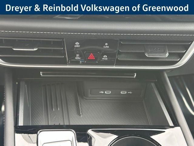 new 2026 Volkswagen Atlas Cross Sport car, priced at $51,525