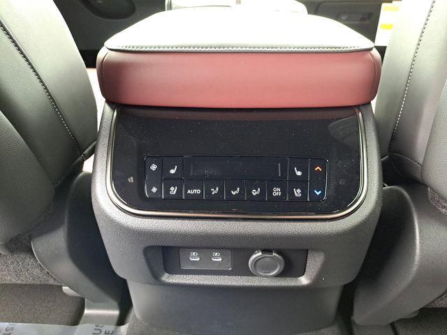 new 2025 INFINITI QX80 car, priced at $99,980