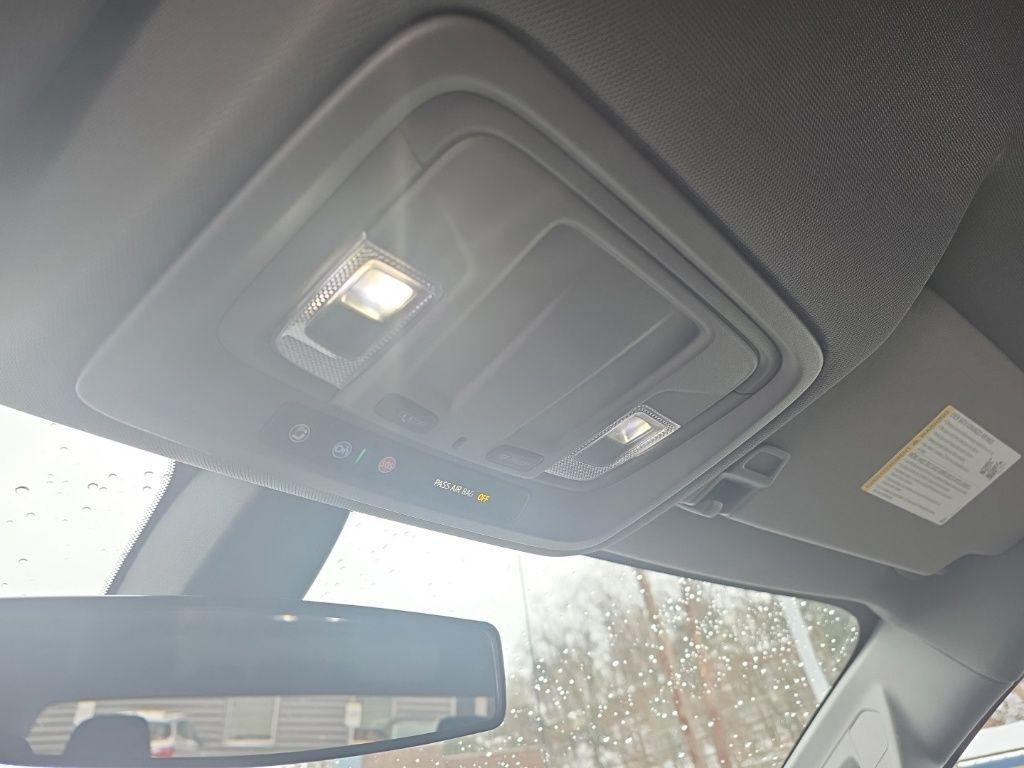 used 2021 Chevrolet Silverado 1500 car, priced at $30,988