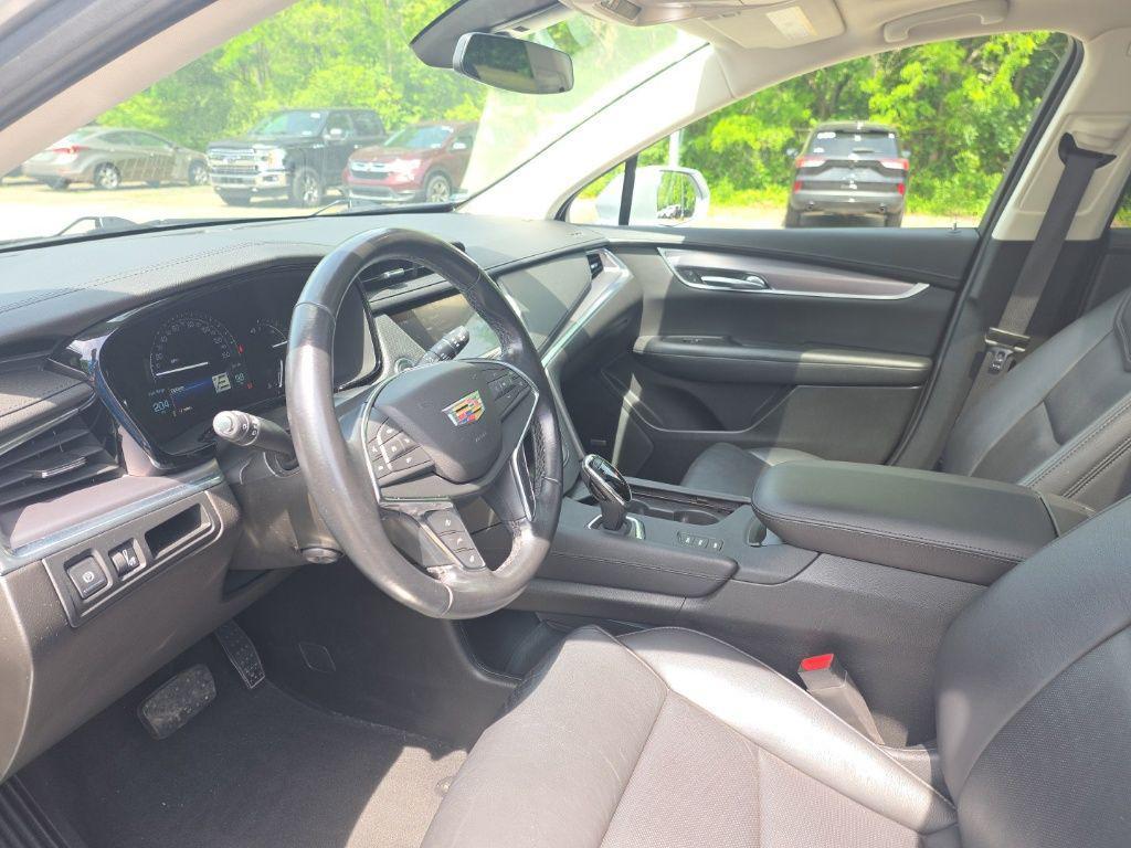 used 2019 Cadillac XT5 car, priced at $20,625