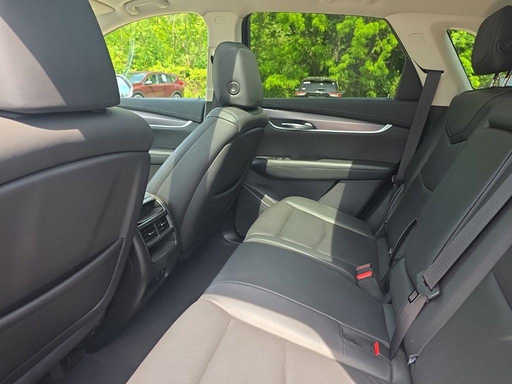 used 2019 Cadillac XT5 car, priced at $20,625