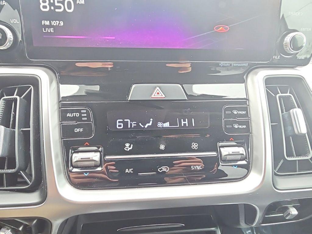 used 2022 Kia Sorento car, priced at $21,842