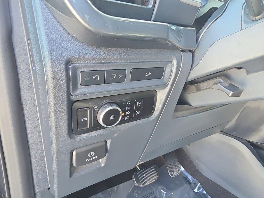 used 2023 Ford F-150 car, priced at $39,999