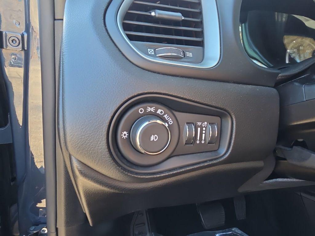 used 2021 Jeep Renegade car, priced at $17,831