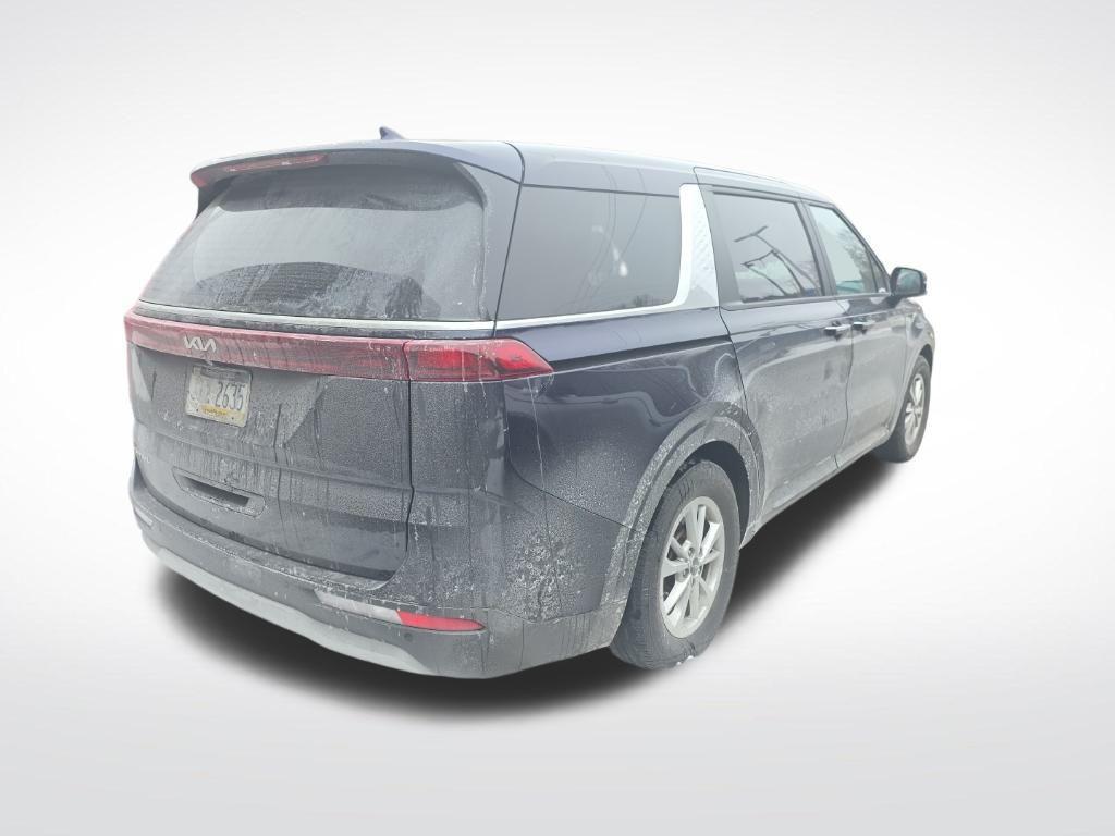 used 2024 Kia Carnival car, priced at $30,297