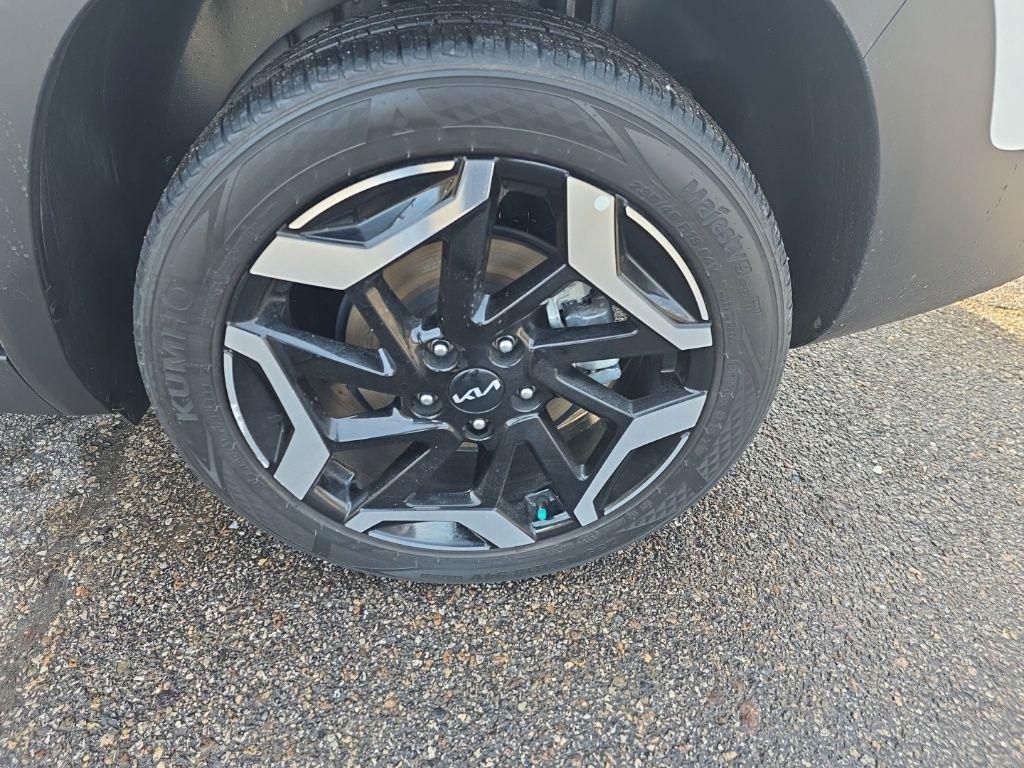 used 2024 Kia Seltos car, priced at $24,469