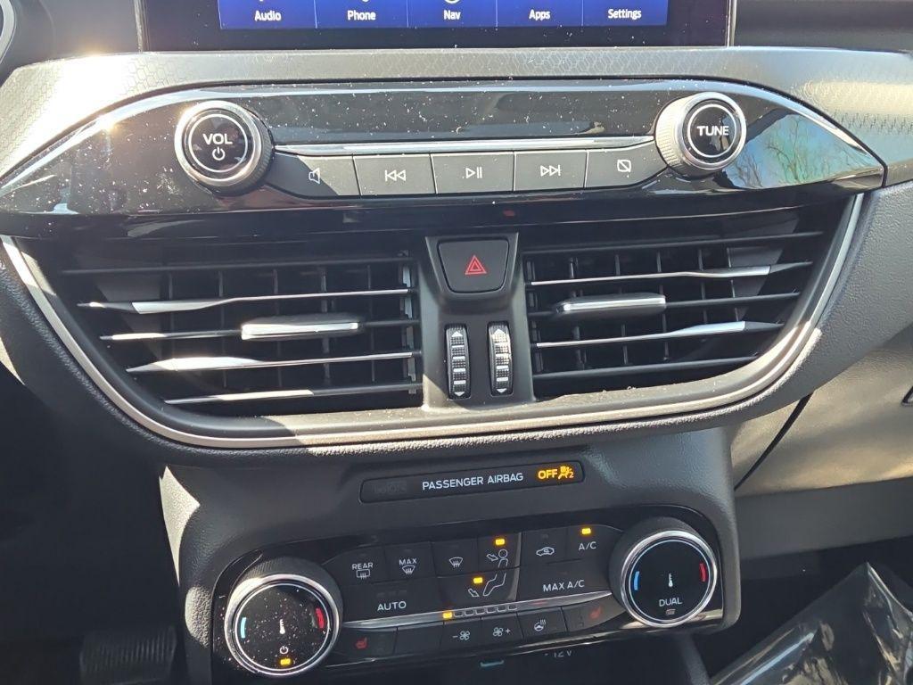used 2022 Ford Escape car, priced at $23,601